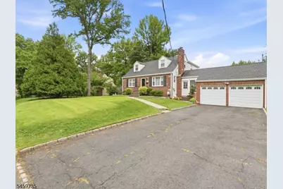 2025 Hill Top Rd, Scotch Plains Township, NJ 07076 - Photo 27