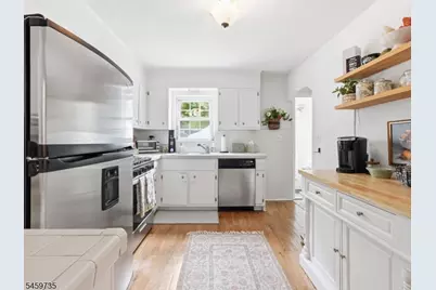 2025 Hill Top Rd, Scotch Plains Township, NJ 07076 - Photo 11