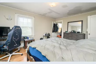 327 Rifle Camp Rd, Woodland Park, NJ 07424 - Photo 19