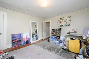 327 Rifle Camp Rd, Woodland Park, NJ 07424 - Photo 17