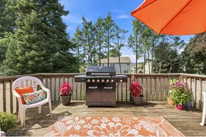 17 Dando Ct, Clifton, NJ 07013 - Photo 17