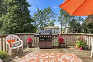 17 Dando Ct, Clifton, NJ 07013 - Photo 17