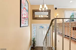 17 Dando Ct, Clifton, NJ 07013 - Photo 5