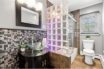 17 Dando Ct, Clifton, NJ 07013 - Photo 25