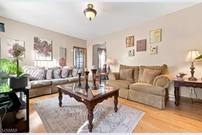 1022 Falls Ter, Union Township, NJ 07083 - Photo 3