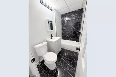 696 Worth Ave #2RR, Linden, NJ 07036 - Photo 9