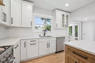 18 Burchfield Ave, Cranford Township, NJ 07016 - Photo 13