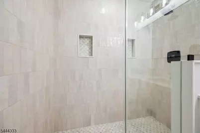 18 Burchfield Ave, Cranford Township, NJ 07016 - Photo 25