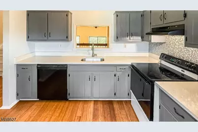 584 Dell Pl #84, Stanhope, NJ 07874 - Photo 5