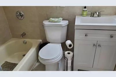 662 Bloomfield Ave #1, Verona, NJ 07044 - Photo 7