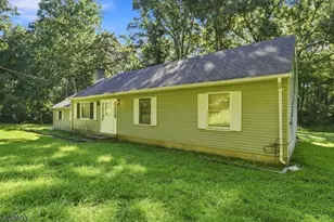 37 Danville Mountain Rd, Liberty Township, NJ 07838 - Photo 3