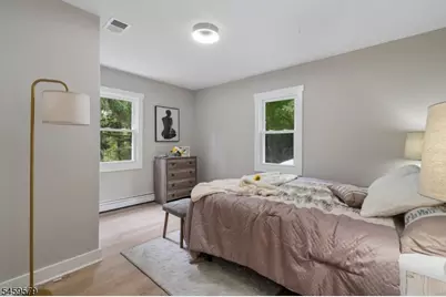 193 Monroe Trl, Hopatcong, NJ 07843 - Photo 19