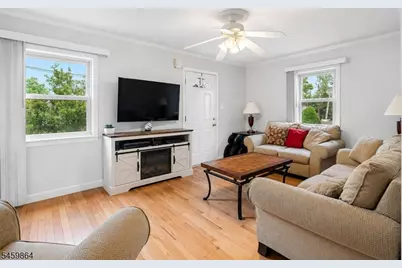 1601 Raritan Rd, Clark Township, NJ 07066 - Photo 5