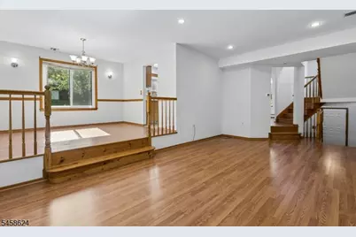 8 Faesch Ct, Rockaway Township, NJ 07866 - Photo 5
