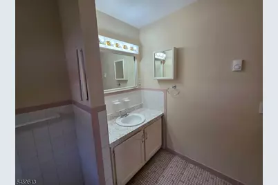 322 Richard Mine Rd G #2, Rockaway Township, NJ 07885 - Photo 13