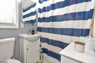 420 S Prospect Ave, Bergenfield, NJ 07621 - Photo 19