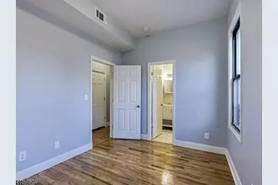 911 S 18th St, Newark, NJ 07108 - Photo 3