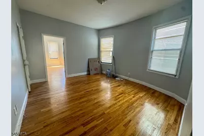 911 S 18th St, Newark, NJ 07108 - Photo 17