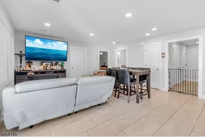 18 S 20th St, Kenilworth, NJ 07033 - Photo 21