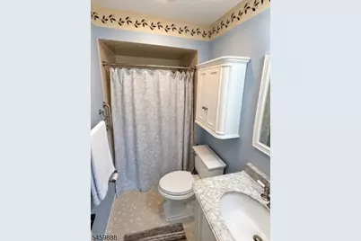 34 Whitehall Ct, Hillsborough Township, NJ 08844 - Photo 11
