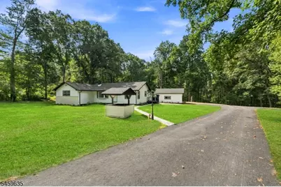 26 Cooper Ln, Chester, NJ 07930 - Photo 3