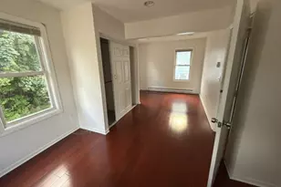 25 Kingsland St, Nutley, NJ 07110 - Photo 9