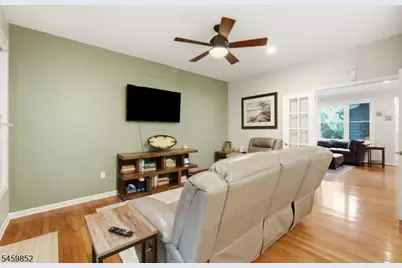 4 Hillside Ct, Lambertville, NJ 08530 - Photo 17