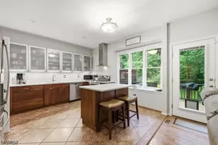 4 Hillside Ct, Lambertville, NJ 08530 - Photo 13