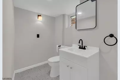 51 Sunset Ave, Bloomfield Twp., NJ 07003 - Photo 15