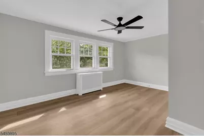 51 Sunset Ave, Bloomfield Twp., NJ 07003 - Photo 13