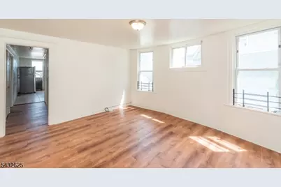 130 Milford Ave, Newark, NJ 07108 - Photo 9