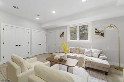 77 Brookside Ave, Irvington, NJ 07111 - Photo 9