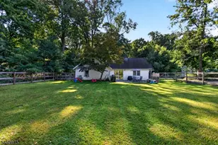 433 Wheeler Pl, Franklin Township, NJ 08873 - Photo 33