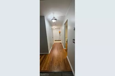 317 Jamestown Ct, Raritan Township, NJ 08822 - Photo 3