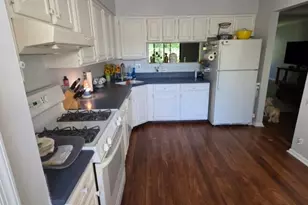 317 Jamestown Ct, Raritan Township, NJ 08822 - Photo 7