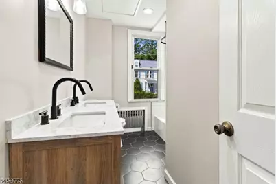 13 Malcolm St, Morristown, NJ 07960 - Photo 17