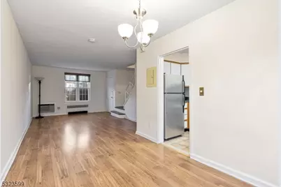 12 B Parkway Village #B, Cranford Township, NJ 07016 - Photo 11