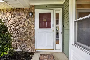 484A Fairton Dr, Monroe Township, NJ 08831 - Photo 3