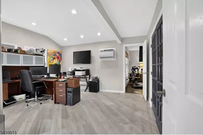 484A Fairton Dr, Monroe Township, NJ 08831 - Photo 15