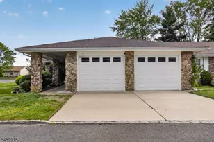 484A Fairton Dr, Monroe Township, NJ 08831 - Photo 33