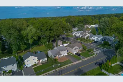 530 Lexington Ave, Cranford Township, NJ 07016 - Photo 5