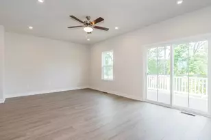 31 Force Dr, Mount Olive, NJ 07828 - Photo 7