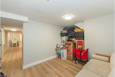 9 Wheeler St, Montclair, NJ 07042 - Photo 27