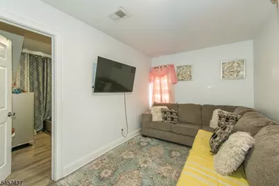 9 Wheeler St, Montclair, NJ 07042 - Photo 15