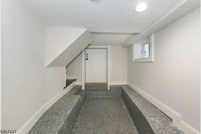 9 Wheeler St, Montclair, NJ 07042 - Photo 23