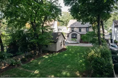 129 Tulip St, Summit, NJ 07901 - Photo 33