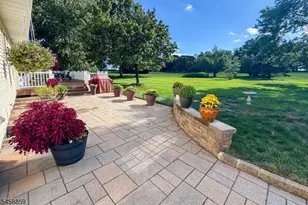 9 Summershade Ln, Raritan Township, NJ 08551 - Photo 33