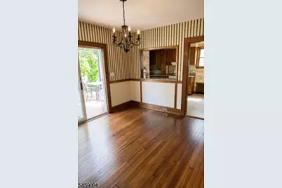418 Locust Ave, Garwood, NJ 07027 - Photo 3