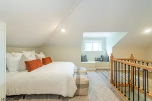 25 Cloverhill Pl, Montclair, NJ 07042 - Photo 37
