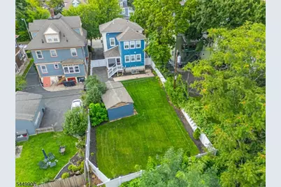 25 Cloverhill Pl, Montclair, NJ 07042 - Photo 47